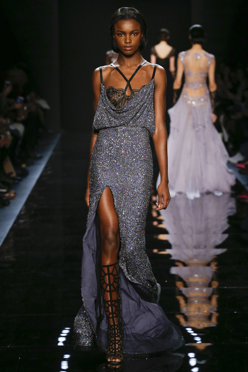 ريم عكرا Fall 2016 Ready-to-Wear